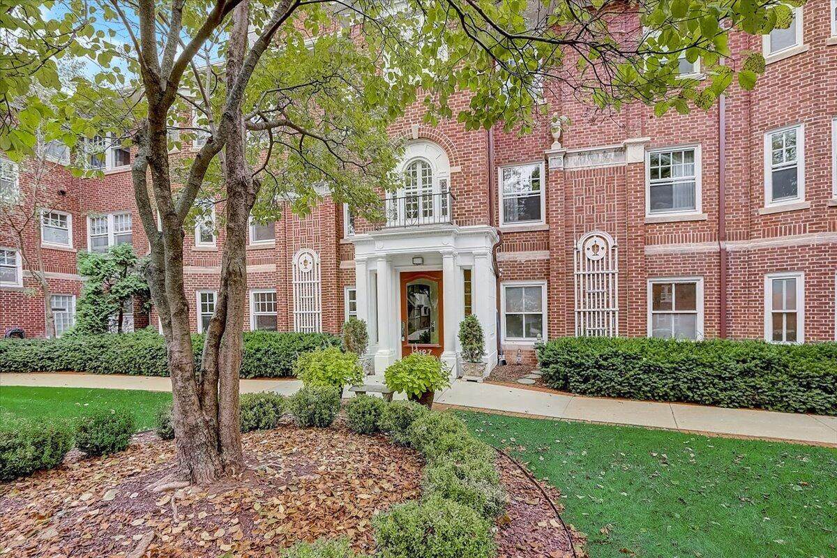 3127 Marietta Ave - Photo 1