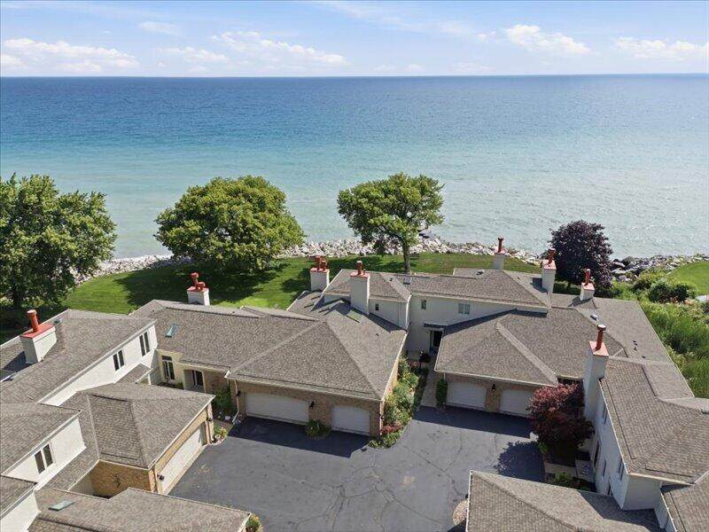 700 Waters Edge Rd - Photo 1
