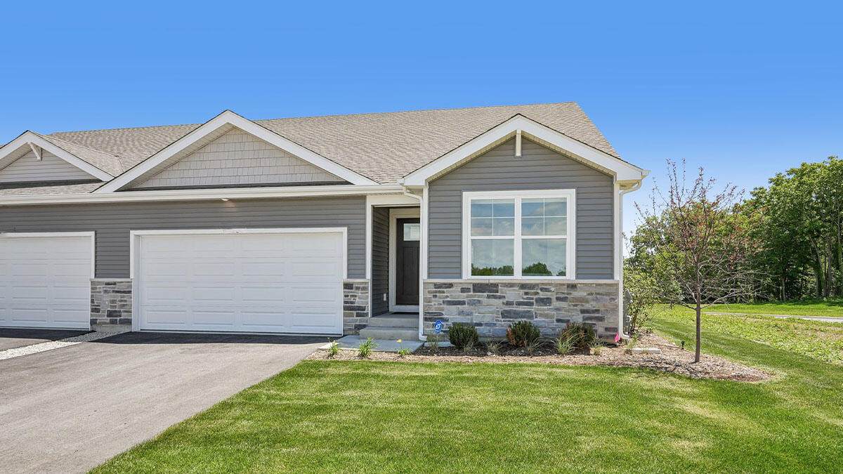 802 Concord Cir - Photo 1
