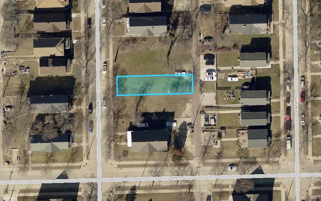 2114 40th St - Photo 1