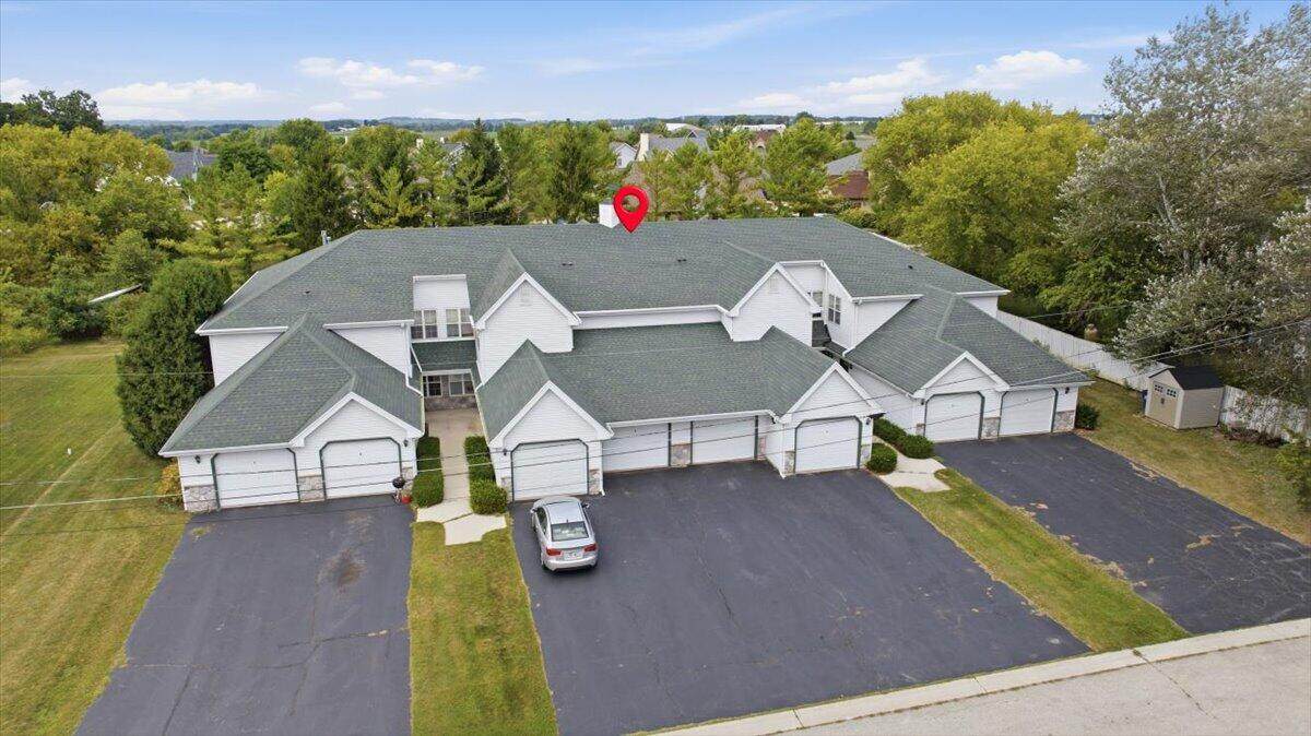 220 Benson St - Photo 1