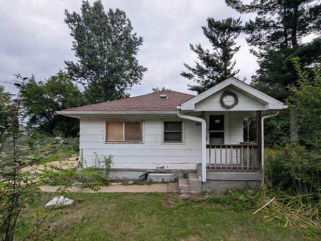 3025 Water St - Photo 1