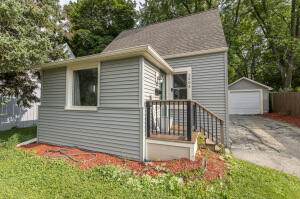1405 Elder St - Photo 1