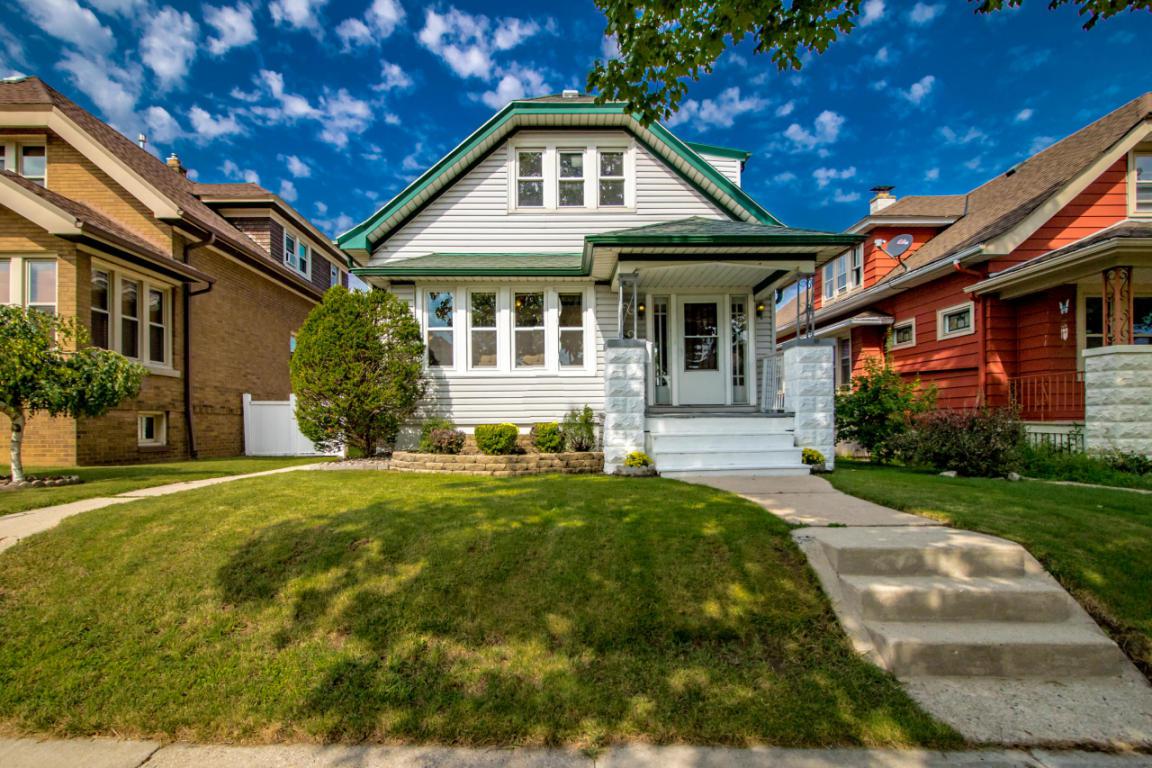 3257 11th St - Photo 1
