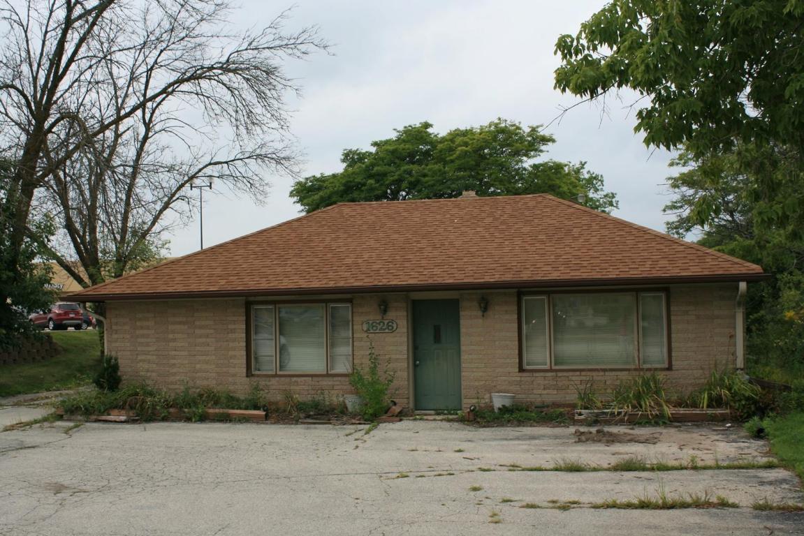 1626 Main St - Photo 1