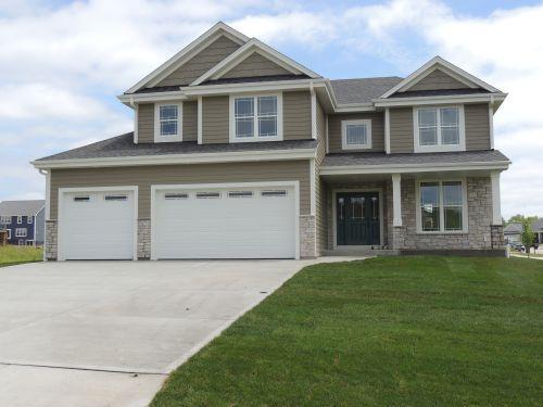 W236N7246 Meadow Ct - Photo 1