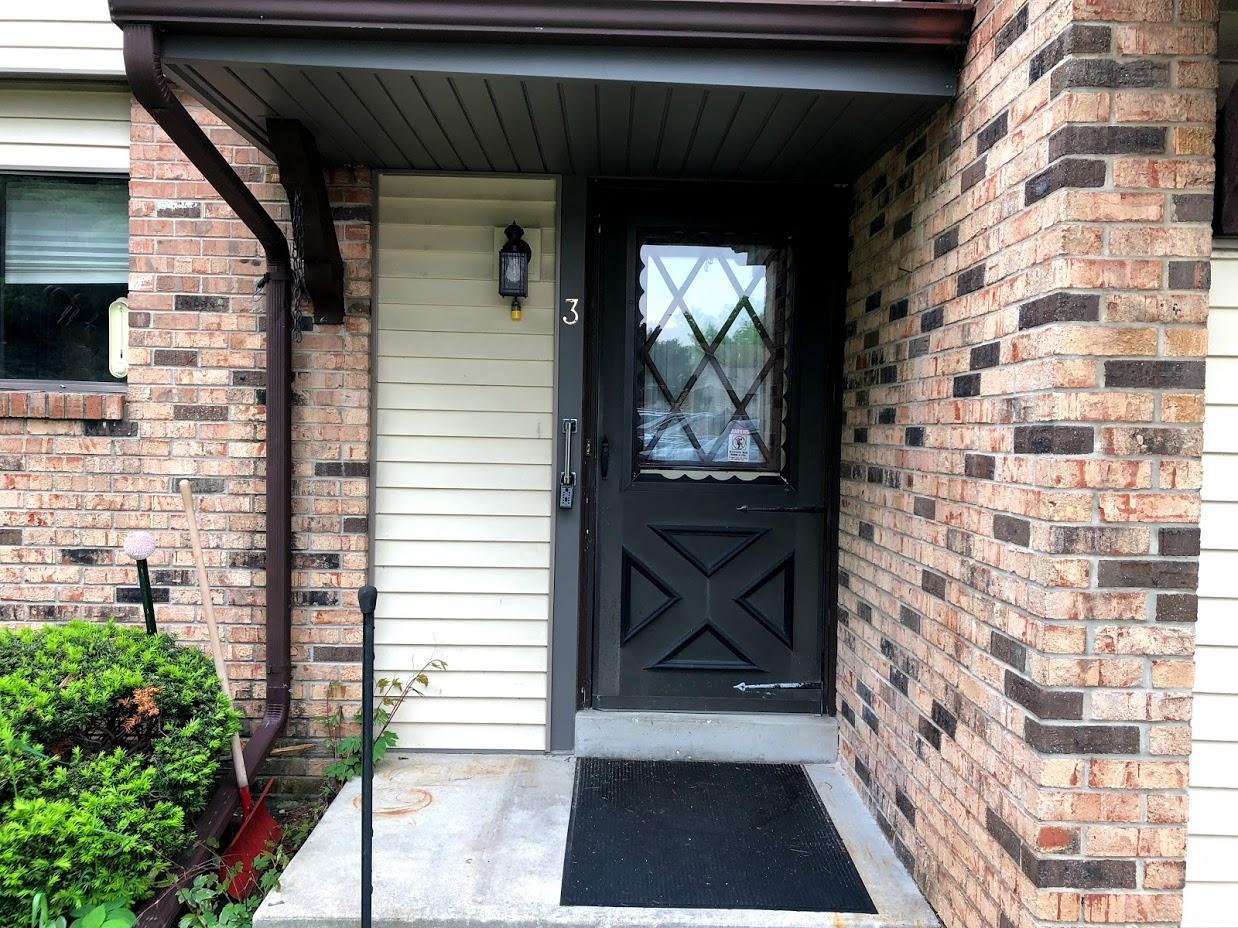 5728 Cambridge Cir - Photo 1