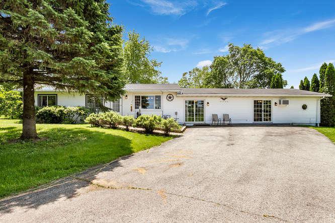35405 Warren Rd - Photo 1
