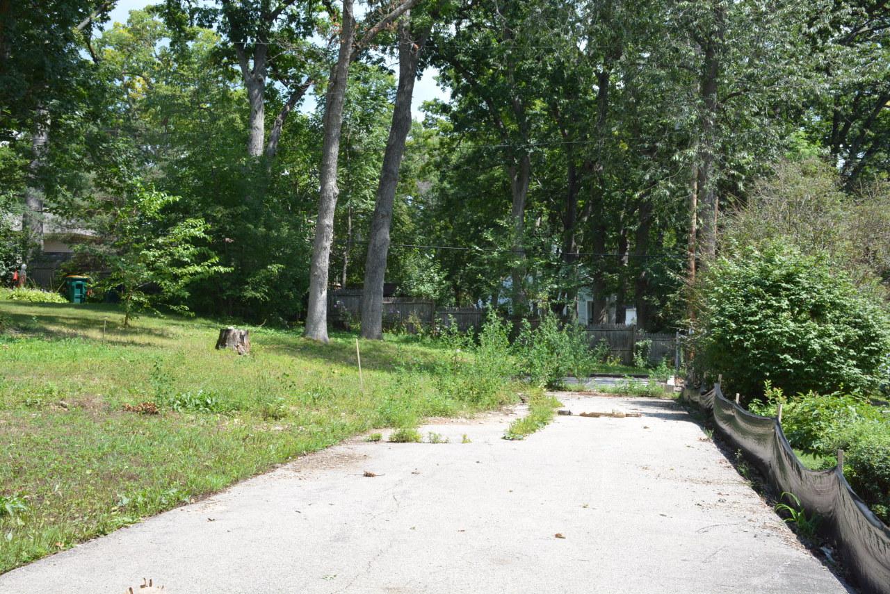 N9184 Hickory St - Photo 1