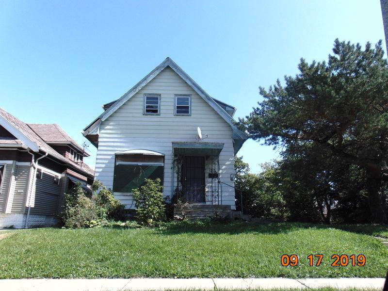 3838 13th St - Photo 1