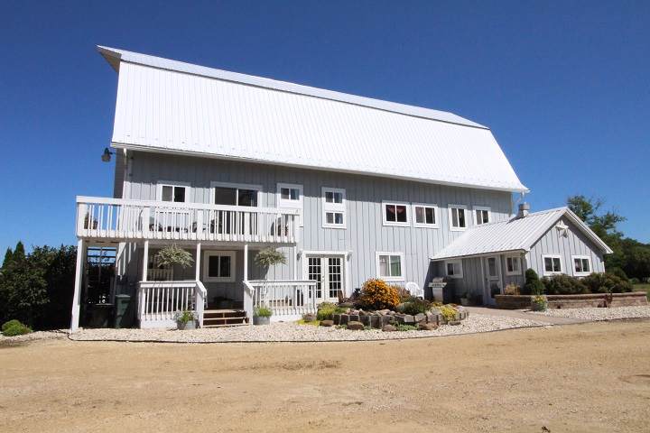 13447 Lake Shore Rd - Photo 1