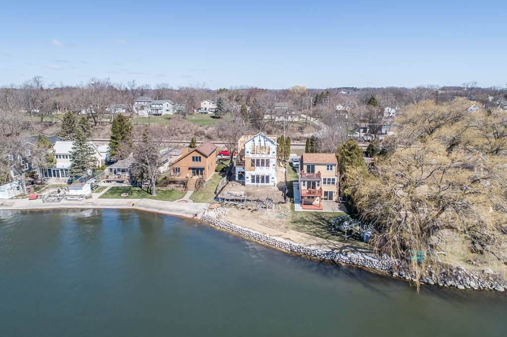 526 Kopmeier Dr - Photo 1