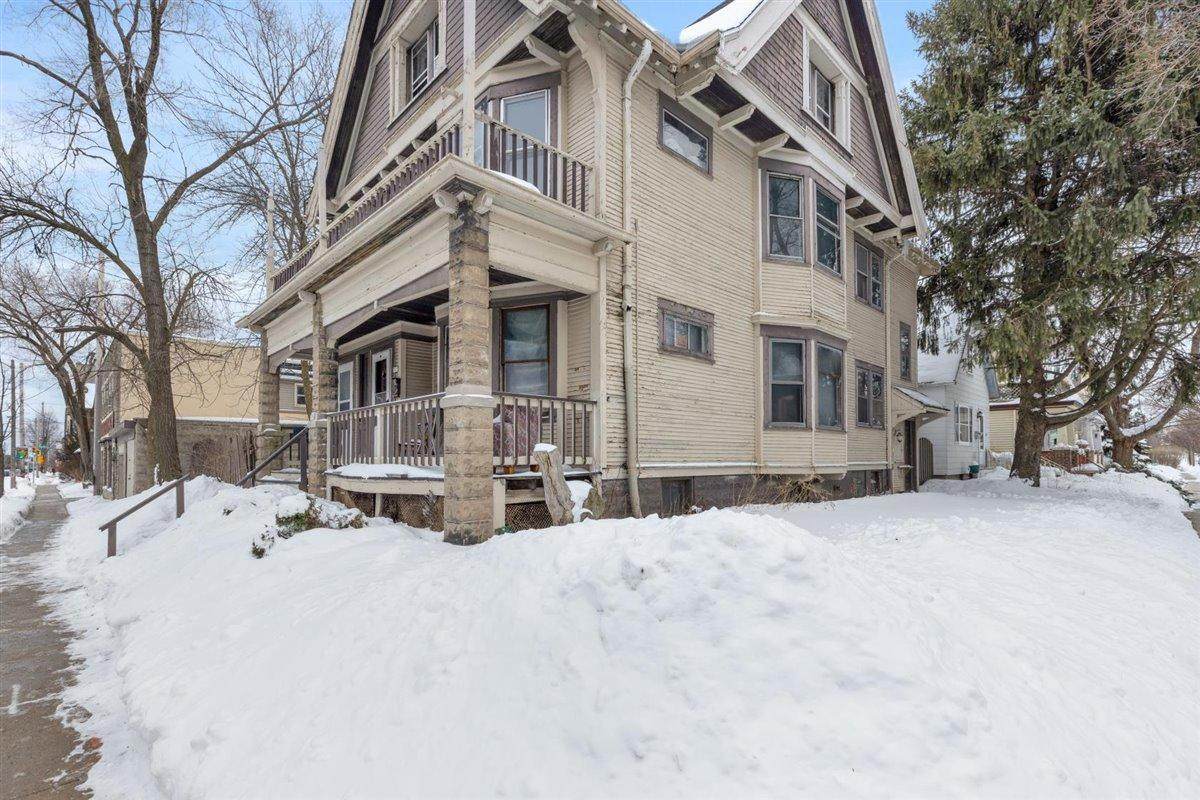 703 Locust St - Photo 1
