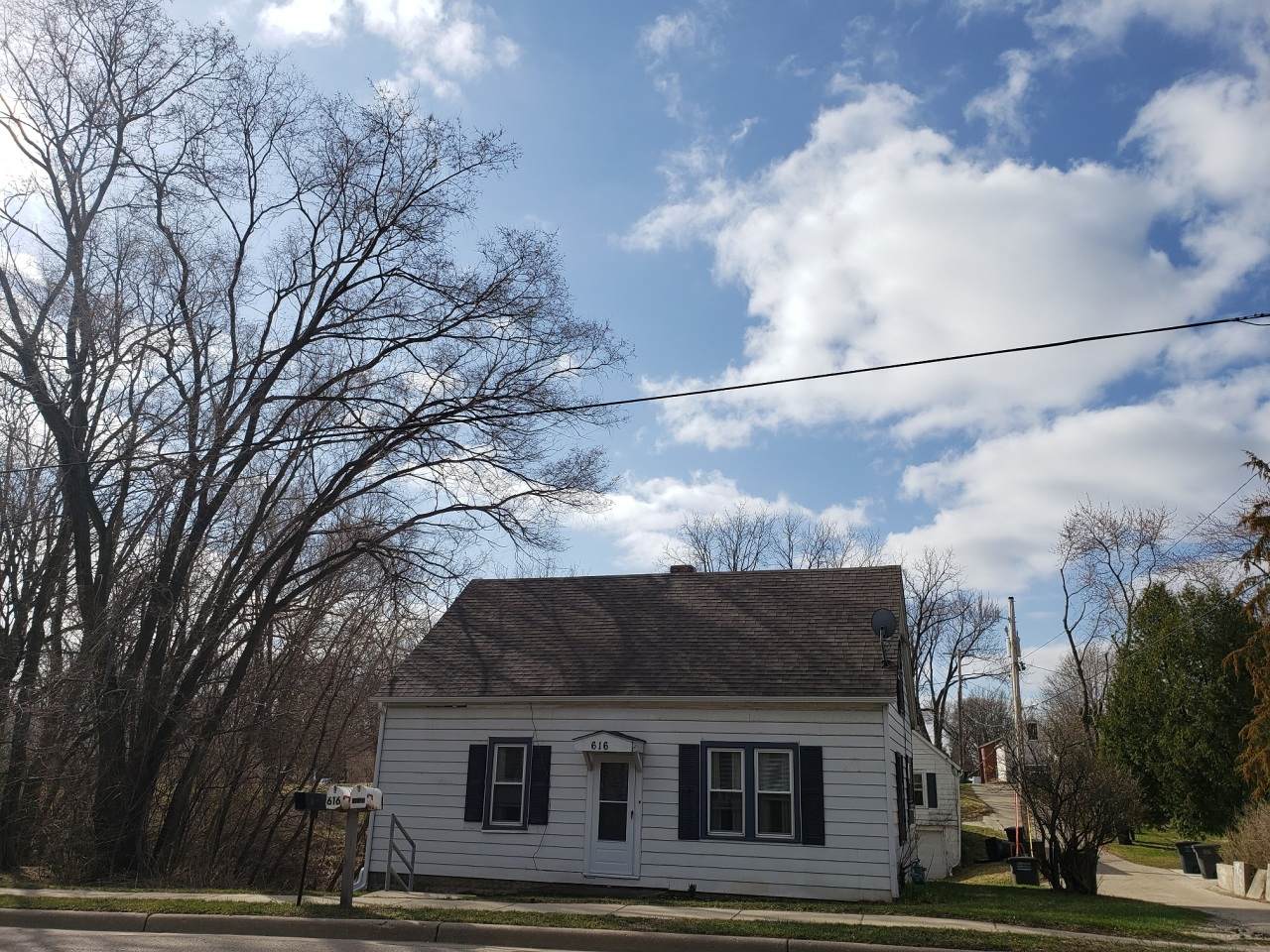 616 Sheridan Springs Rd - Photo 1
