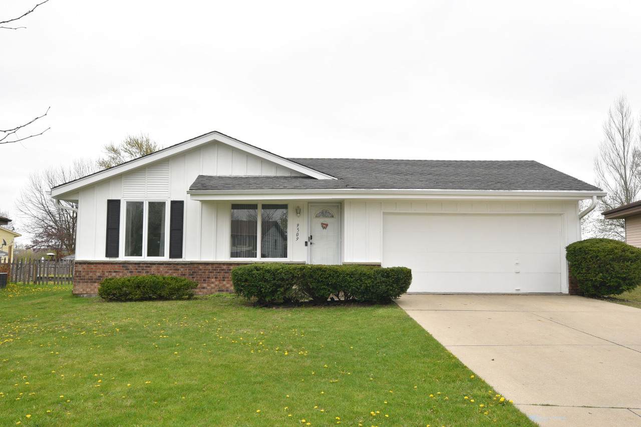 9509 Goodrich Ct - Photo 1