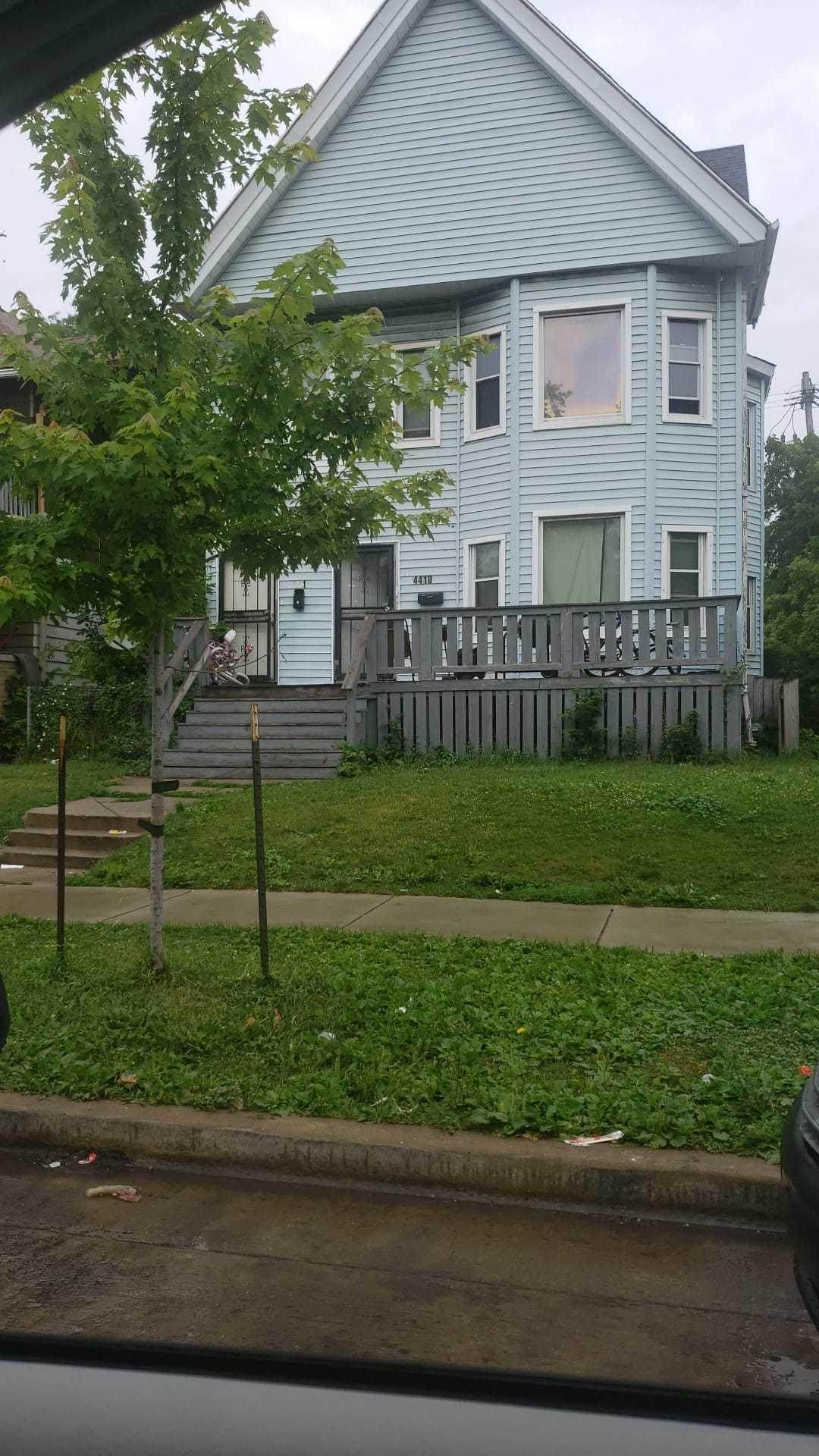 4410 Lloyd St - Photo 1