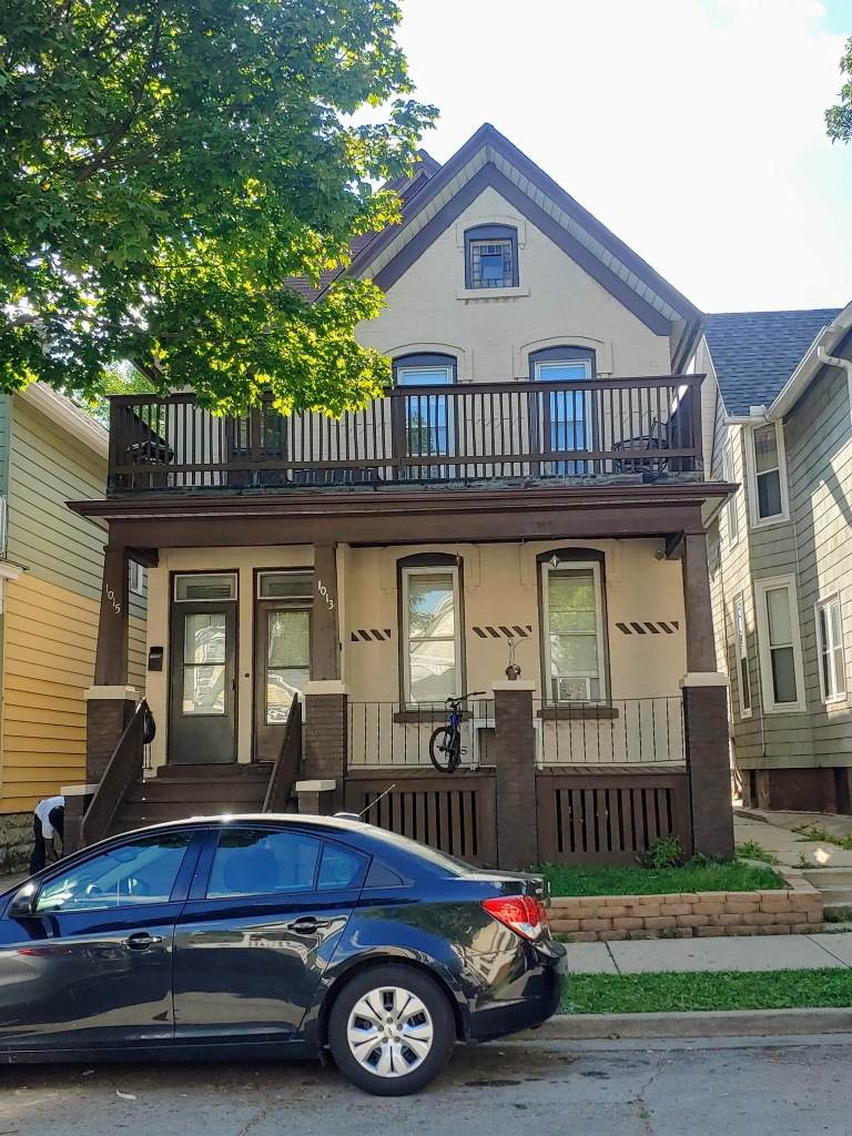 1013 19th St - Photo 1