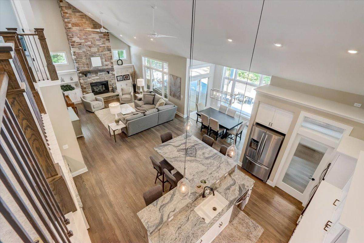 W163S6782 Oakridge Ln - Photo 1