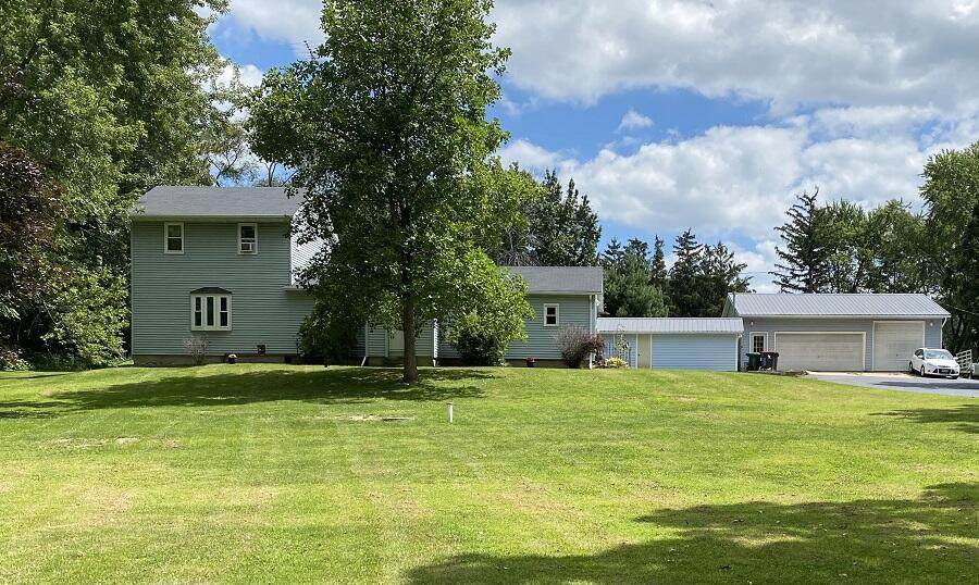 W6884 Hartwig Ln - Photo 1