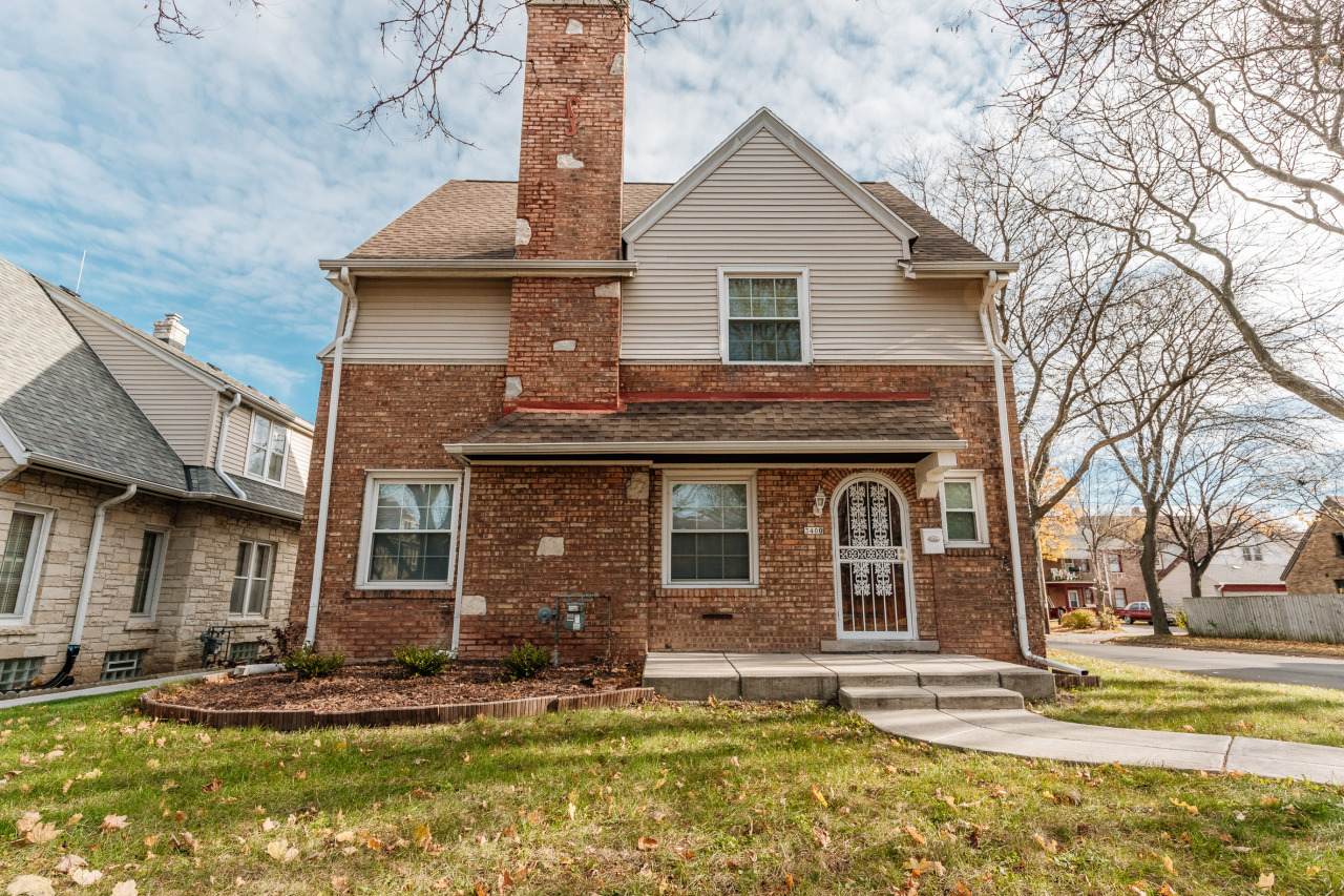 3400 44th St - Photo 1