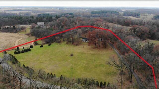 2816 Berndt Rd - Photo 1