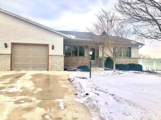 713 Lincoln Dr - Photo 1