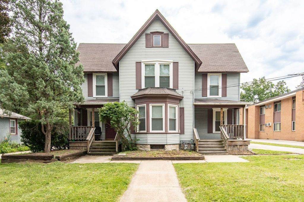 413 East Ave - Photo 1