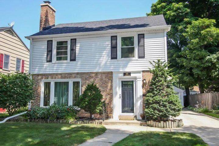 908 Hampton Rd - Photo 1