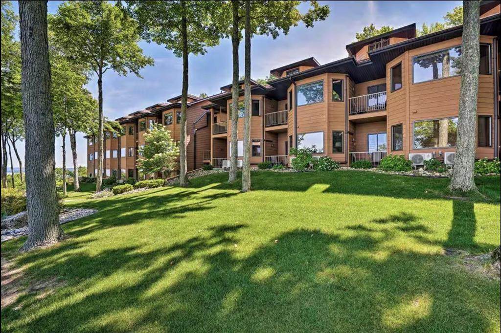 4920 Landmark Cir - Photo 1