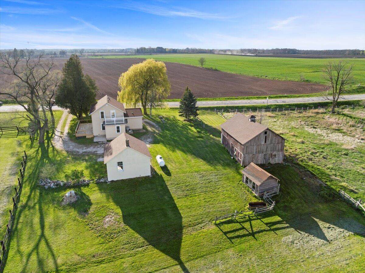 9027 Frontage Rd - Photo 1