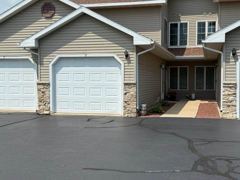 619 Reena Ave - Photo 1