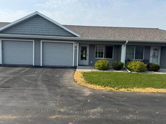 1329 Wilson Ave - Photo 1