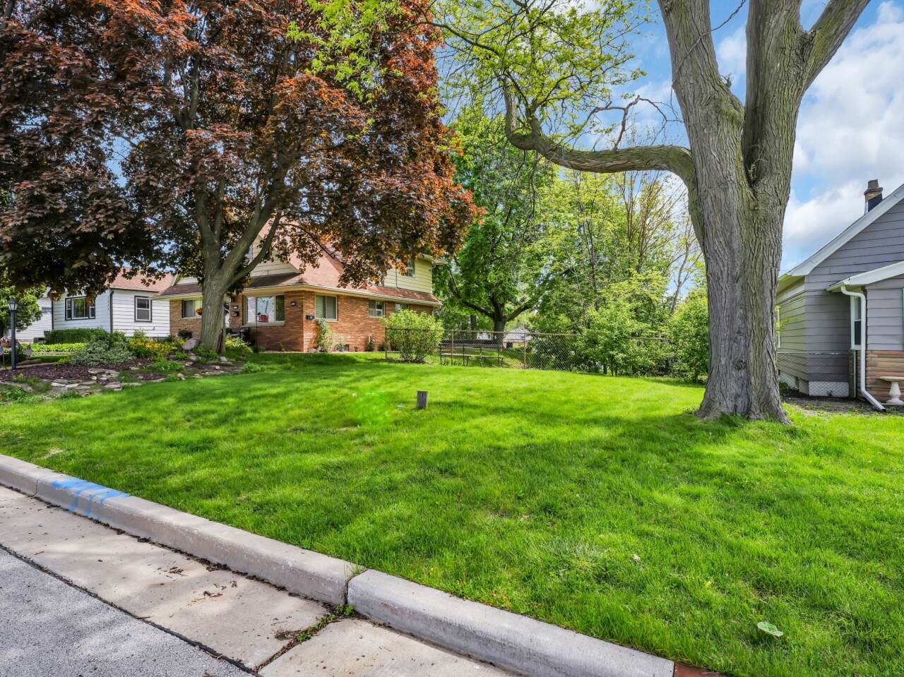 3642 34th St - Photo 1