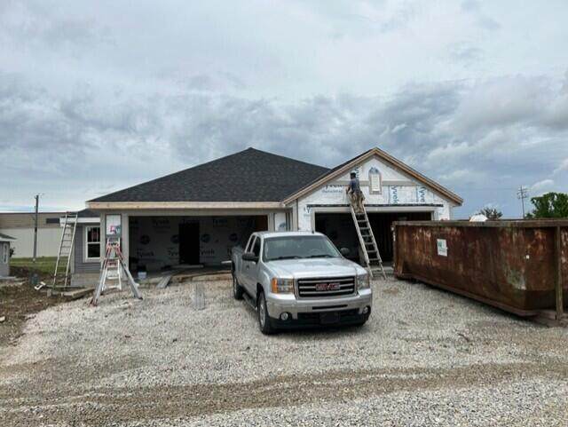 504 Hunter Oaks Blvd - Photo 1