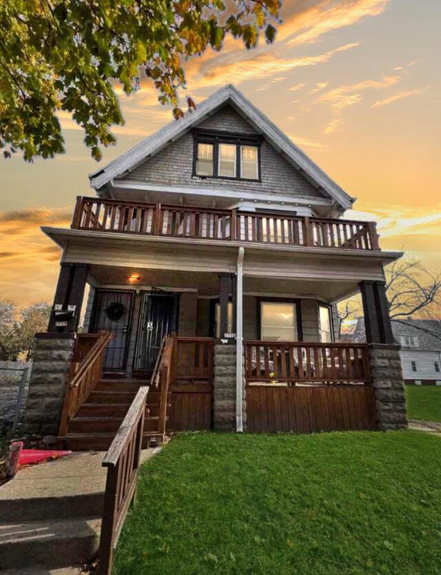 2716 23rd St - Photo 1