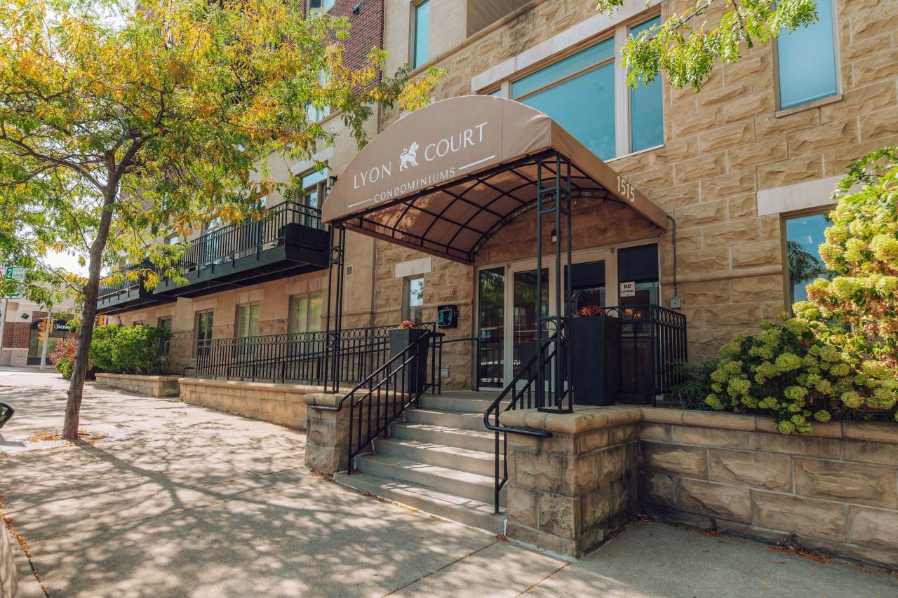 https://bt-photos.global.ssl.fastly.net/milwaukee/orig_boomver_2_1940714-2.jpg