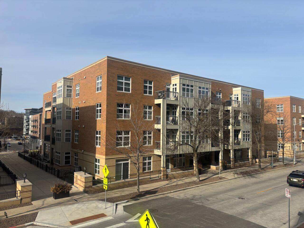 1915 Water St - Photo 1