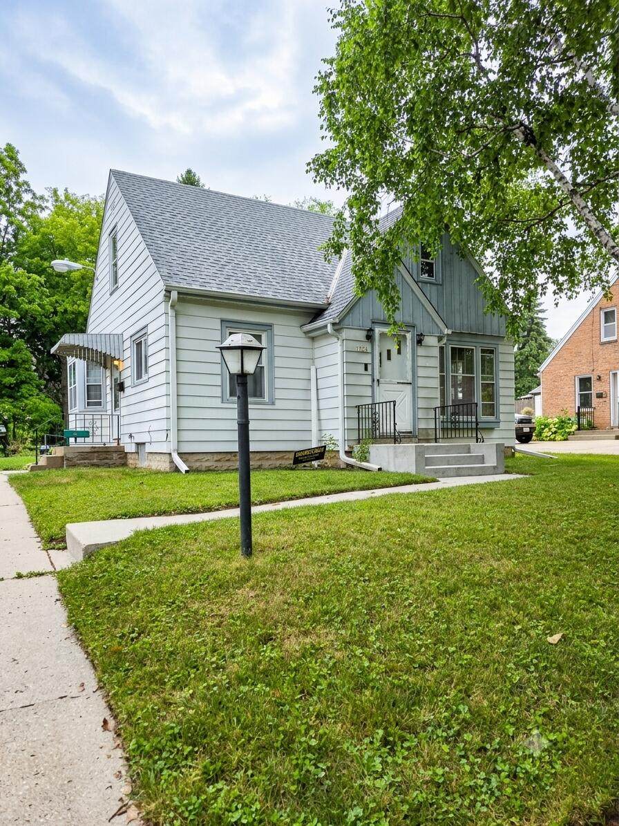 https://bt-photos.global.ssl.fastly.net/milwaukee/orig_boomver_2_1974925-2.jpg