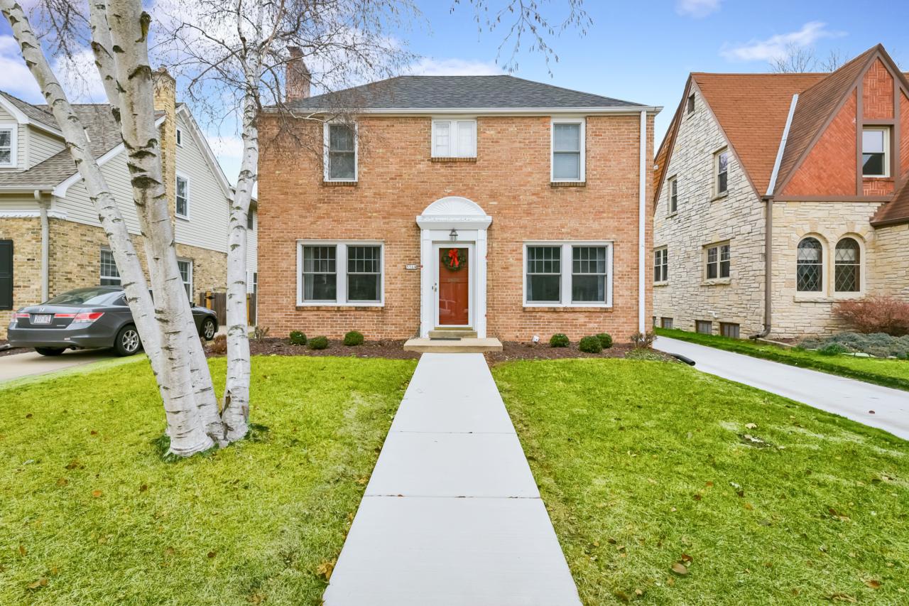 5564 Kent Ave - Photo 1