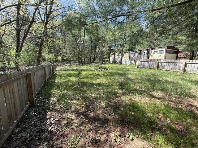 257 Birch St - Photo 1