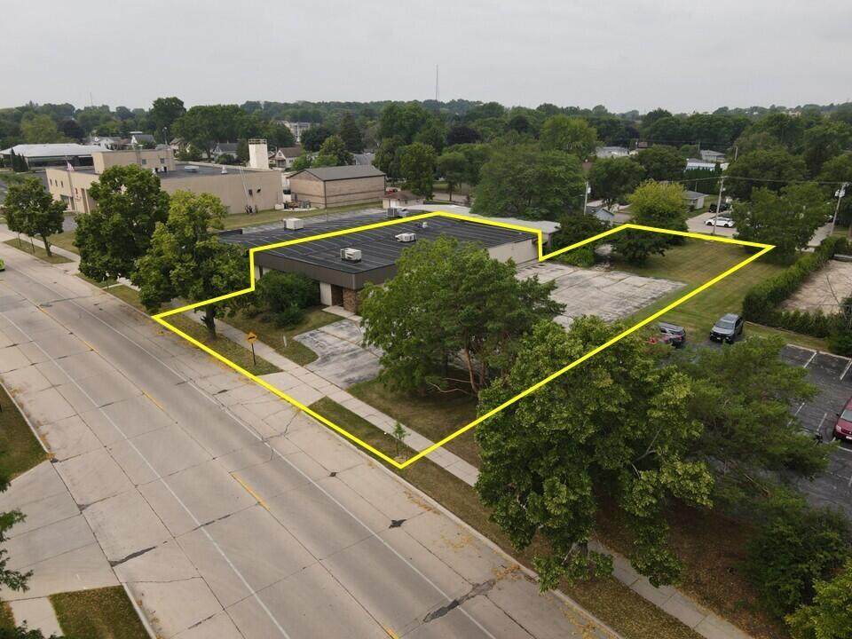 1406 25th St - Photo 1