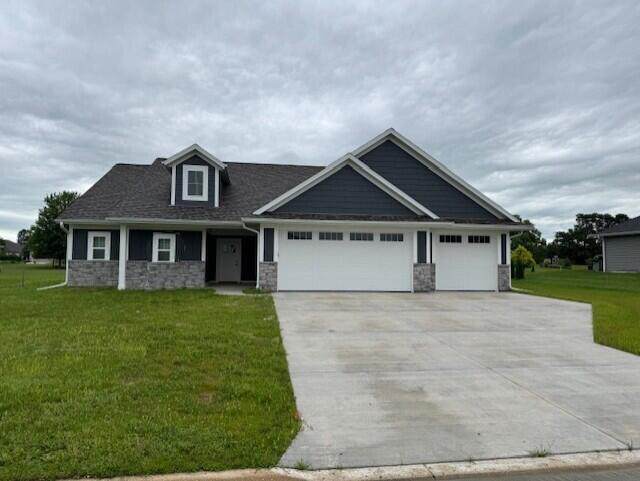 2112 Mapledale Dr - Photo 1