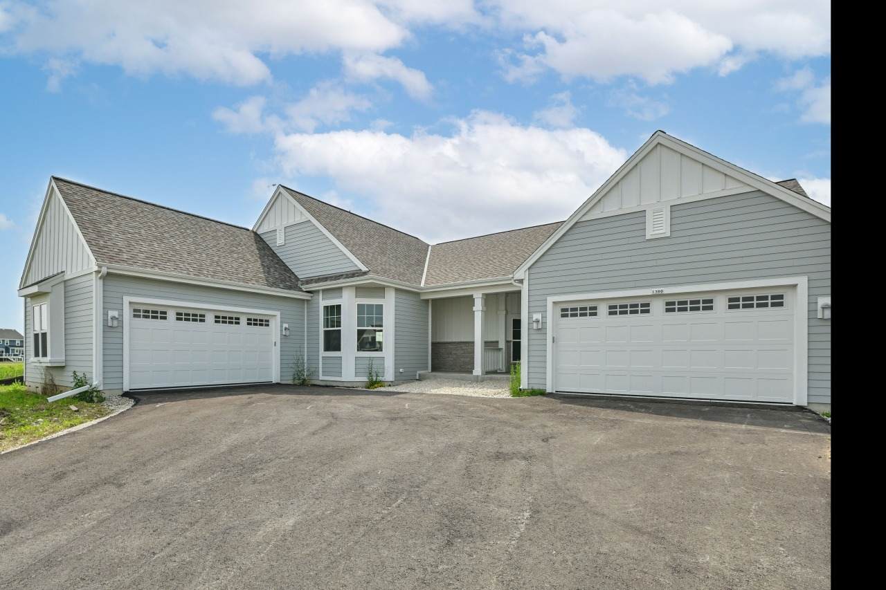 1382 Prairie Creek Cir - Photo 1