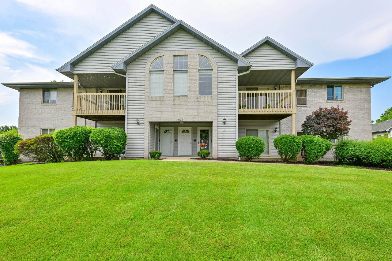 9364 Loomis Rd - Photo 1