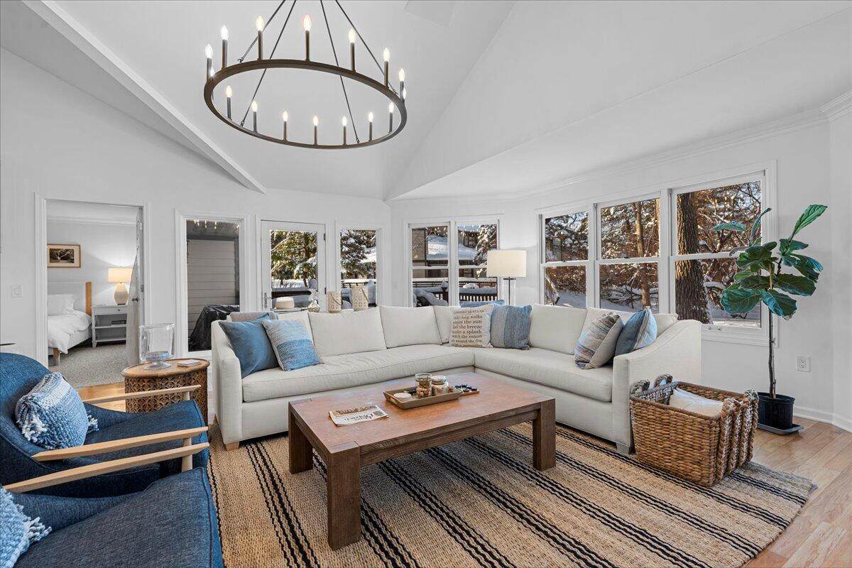 114 Point Elkhart Dr - Photo 1