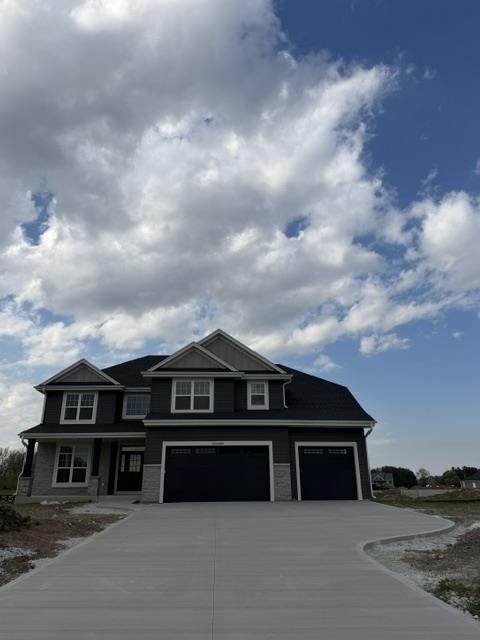 N58 W25990 Autumn Way - Photo 1