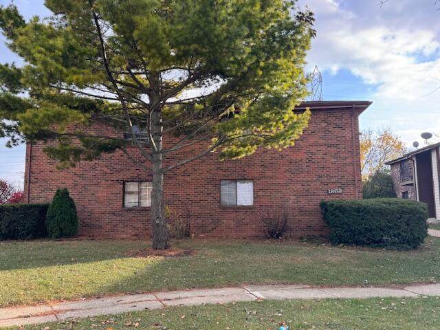 1863 Roosevelt Ave - Photo 1