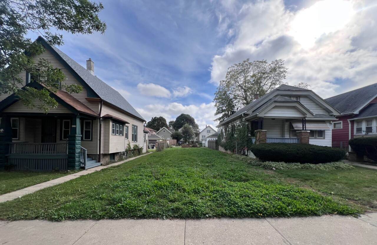 4024 19th St - Photo 1