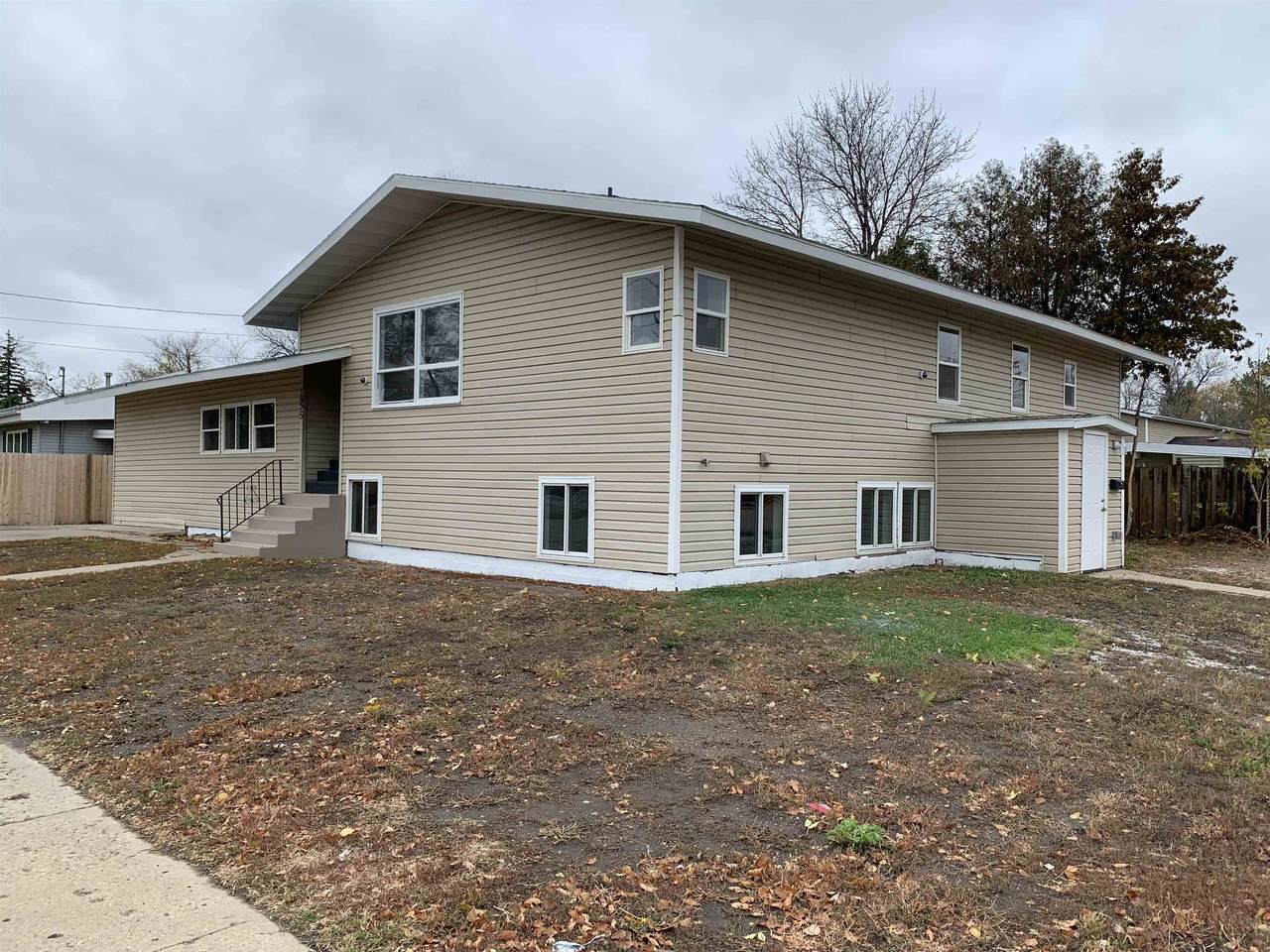 1825 8th Ave - Photo 1