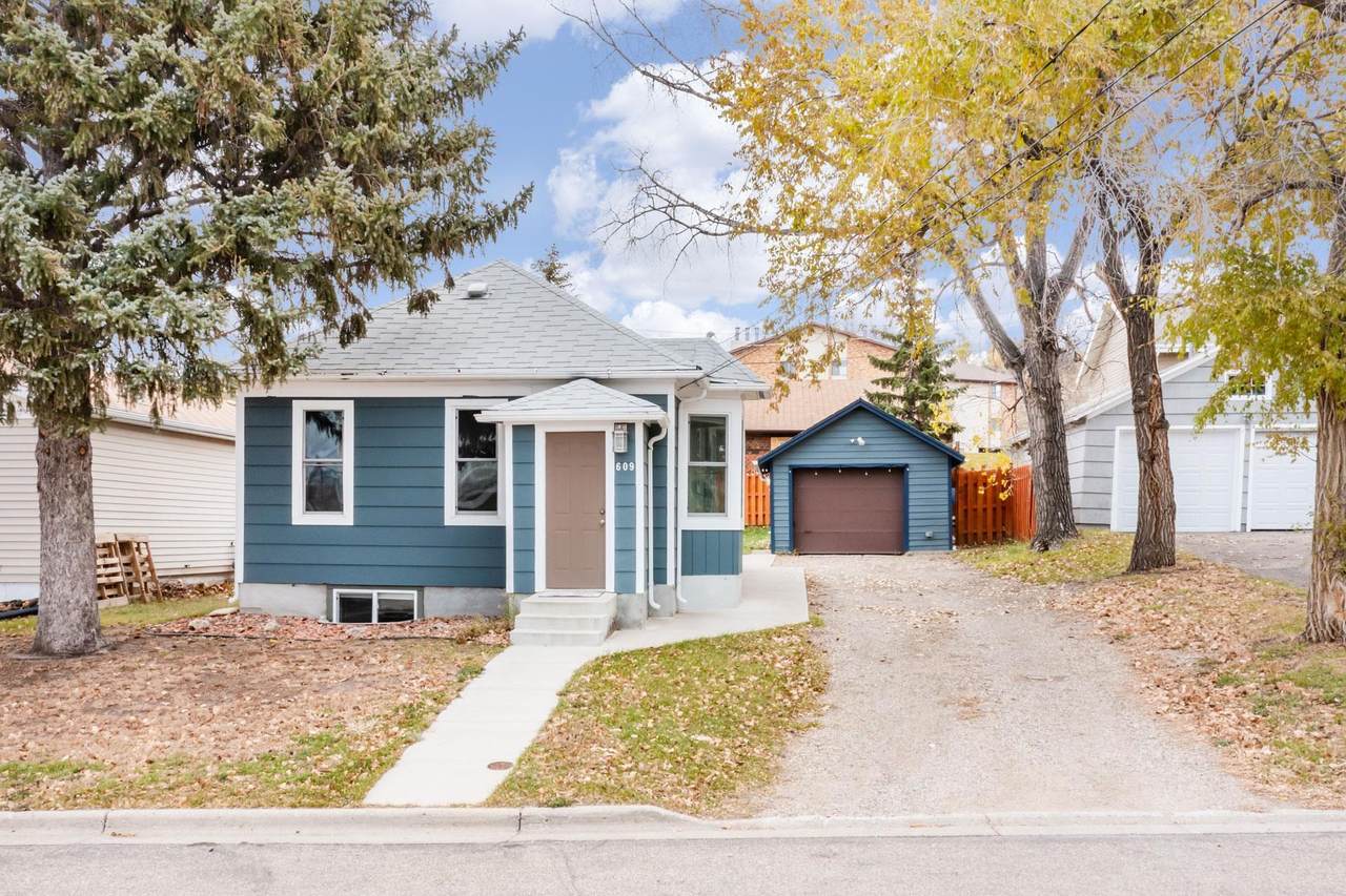 609 8th St Sw - Photo 1